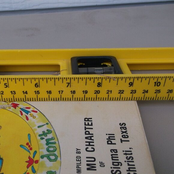 Cookin’ & Eatin’ Treasures 📖 Texas Kitchen Bundle, Vintage Cookbook + more - Picture 3 of 16